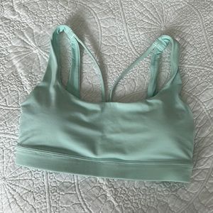 Athleta Exhale sports bra, XS.